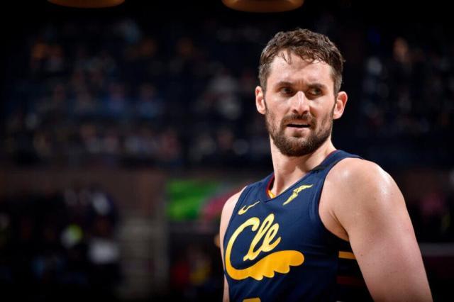 开云体育官网-拉夫再度赛中情绪失控 他应该学格里芬买断离队？